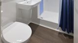 Travelodge Telford Room