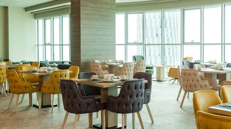 <b>Best Western Premier Batumi Restaurant</b>. Images powered by <a href="https://iceportal.shijigroup.com/" title="IcePortal" target="_blank">IcePortal</a>.