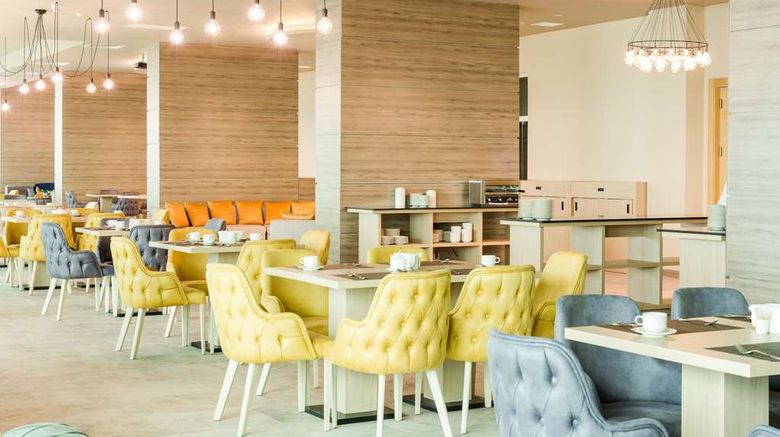 <b>Best Western Premier Batumi Restaurant</b>. Images powered by <a href="https://iceportal.shijigroup.com/" title="IcePortal" target="_blank">IcePortal</a>.
