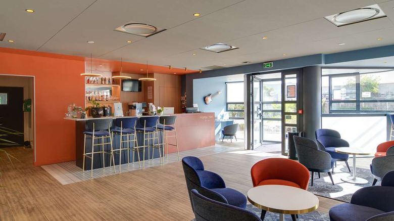 <b>Best Western Atlantys Zenith Nantes Lobby</b>. Images powered by <a href="https://iceportal.shijigroup.com/" title="IcePortal" target="_blank">IcePortal</a>.