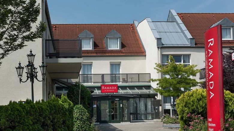 <b>Ramada Munich Airport Exterior</b>. Images powered by <a href="https://iceportal.shijigroup.com/" title="IcePortal" target="_blank">IcePortal</a>.