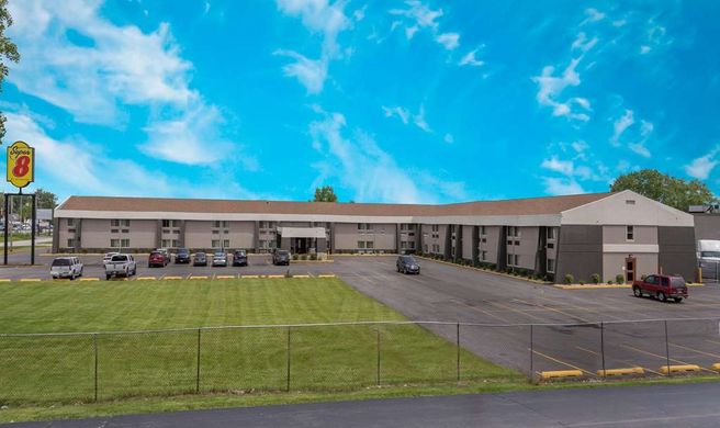 Super 8 by Wyndham South Holland Exterior