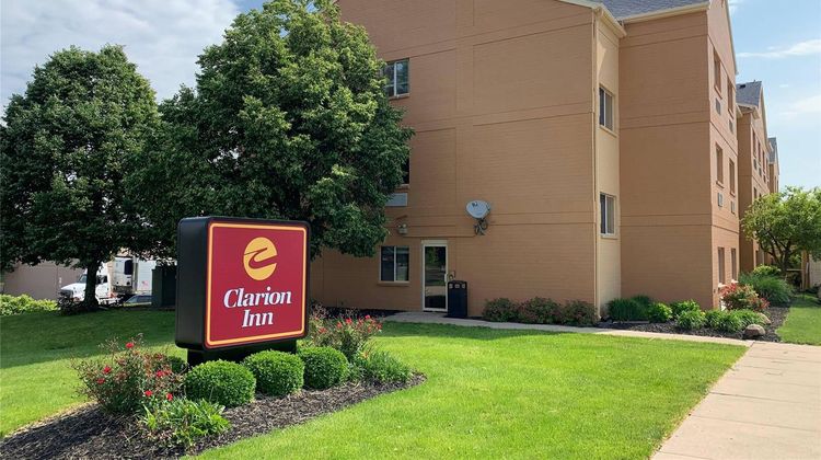 Clarion Inn Dayton Fairborn Exterior
