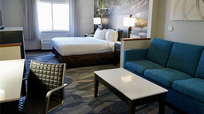 <b>Clarion Inn Dayton Fairborn Suite</b>. Images powered by <a href="https://iceportal.shijigroup.com/" title="IcePortal" target="_blank">IcePortal</a>.