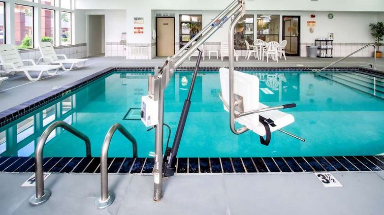 <b>Quality Inn Moore Pool</b>. Images powered by <a href="https://iceportal.shijigroup.com/" title="IcePortal" target="_blank">IcePortal</a>.