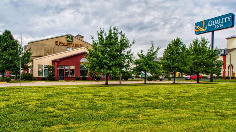 Quality Inn Moore Exterior