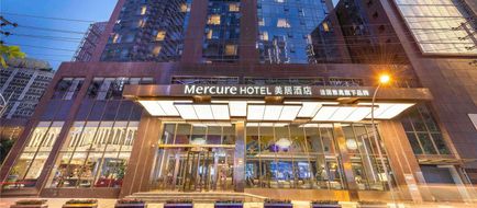 Mercure Chengdu Chunxi Exterior