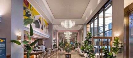Mercure Chengdu Chunxi Exterior