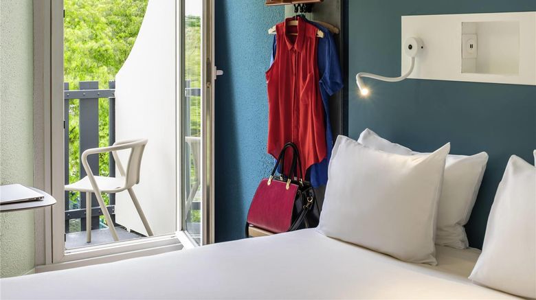<b>Ibis Budget Saint Ouen L' Aumone Room</b>. Images powered by <a href="https://iceportal.shijigroup.com/" title="IcePortal" target="_blank">IcePortal</a>.