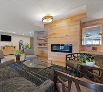 Best Western Eau Claire South Lobby