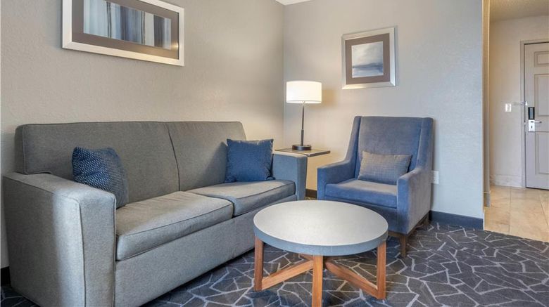 <b>Best Western Eau Claire South Suite</b>. Images powered by <a href="https://iceportal.shijigroup.com/" title="IcePortal" target="_blank">IcePortal</a>.