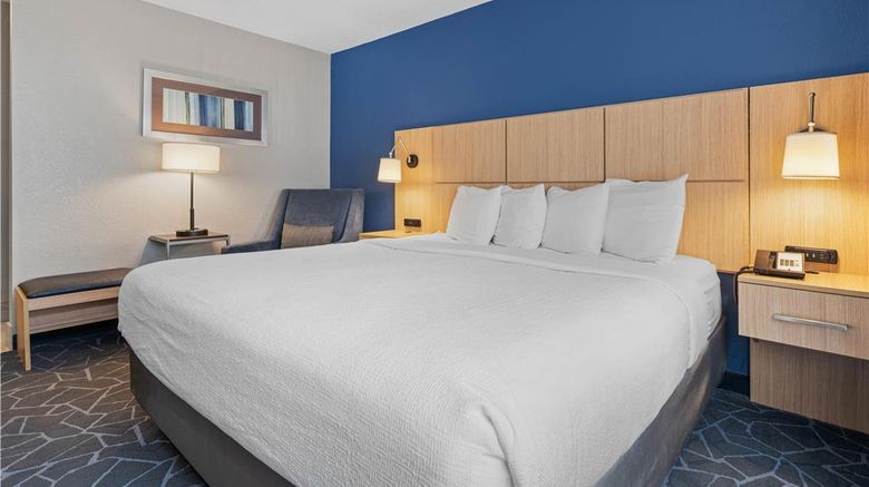 <b>Best Western Eau Claire South Room</b>. Images powered by <a href="https://iceportal.shijigroup.com/" title="IcePortal" target="_blank">IcePortal</a>.