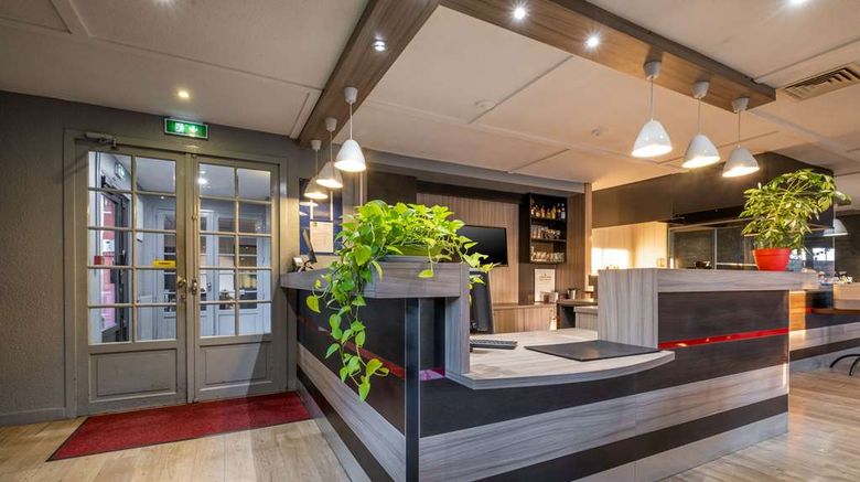 <b>Comfort Hotel Rungis - Orly Lobby</b>. Images powered by <a href="https://iceportal.shijigroup.com/" title="IcePortal" target="_blank">IcePortal</a>.