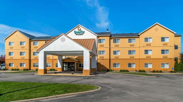 Quality Inn & Suites Bay City Exterior