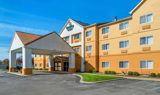 Quality Inn & Suites Bay City Exterior