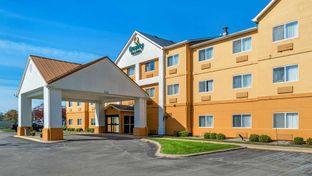 Quality Inn & Suites Bay City