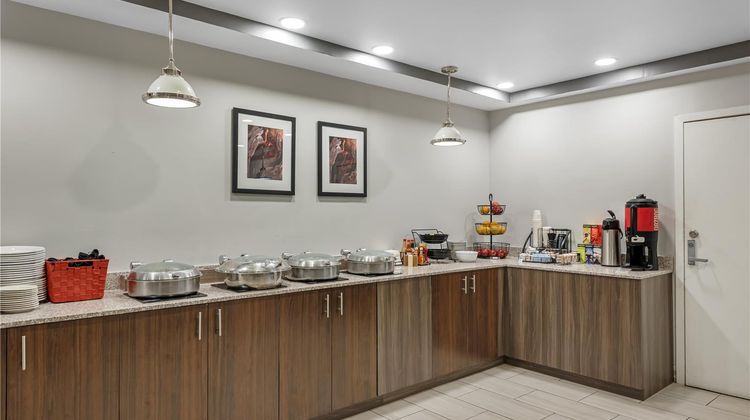 Best Western Premier Denver East Restaurant