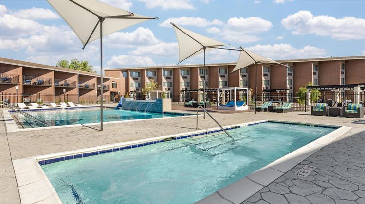 Best Western Premier Denver East Pool