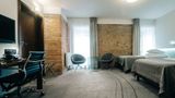 Q Hotel Grand Cru Room