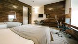 Q Hotel Grand Cru Room