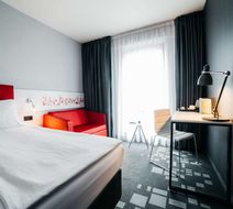 Q Hotel Krakow Room