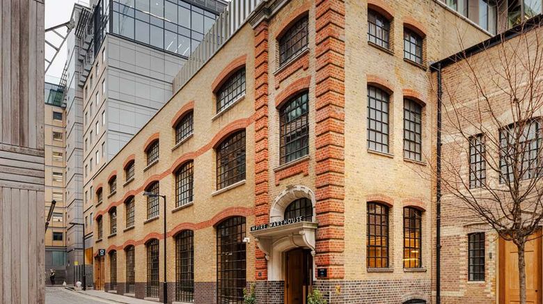<b>Native Bankside Exterior</b>. Images powered by <a href="https://iceportal.shijigroup.com/" title="IcePortal" target="_blank">IcePortal</a>.