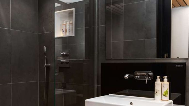 <b>Native Bankside Suite</b>. Images powered by <a href="https://iceportal.shijigroup.com/" title="IcePortal" target="_blank">IcePortal</a>.