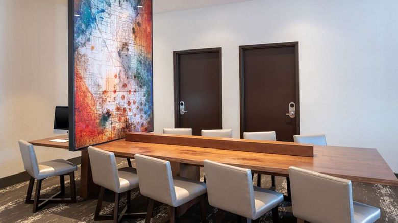 <b>Hyatt Place Detroit Royal Oak Lobby</b>. Images powered by <a href="https://iceportal.shijigroup.com/" title="IcePortal" target="_blank">IcePortal</a>.