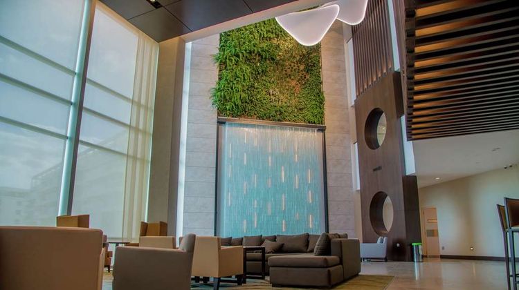 Hilton Pilar Lobby