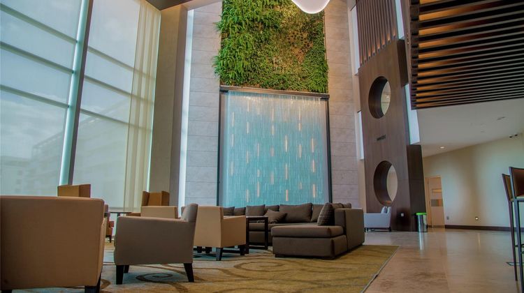 Hilton Pilar Lobby