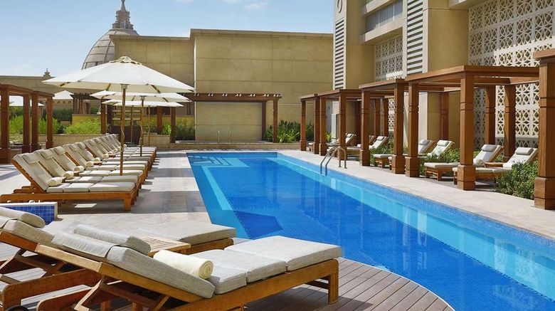 <b>Hilton Dubai Al Habtoor City Pool</b>. Images powered by <a href="https://iceportal.shijigroup.com/" title="IcePortal" target="_blank">IcePortal</a>.