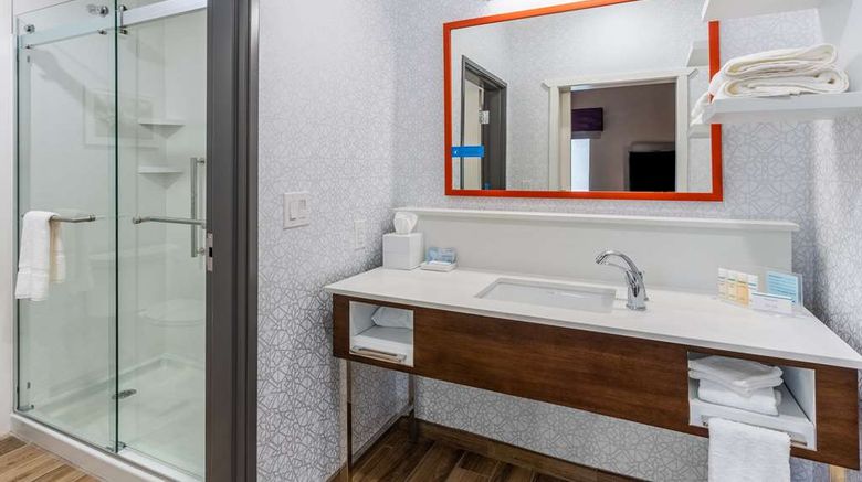 <b>Hampton Inn and Suites Guymon Room</b>. Images powered by <a href="https://iceportal.shijigroup.com/" title="IcePortal" target="_blank">IcePortal</a>.