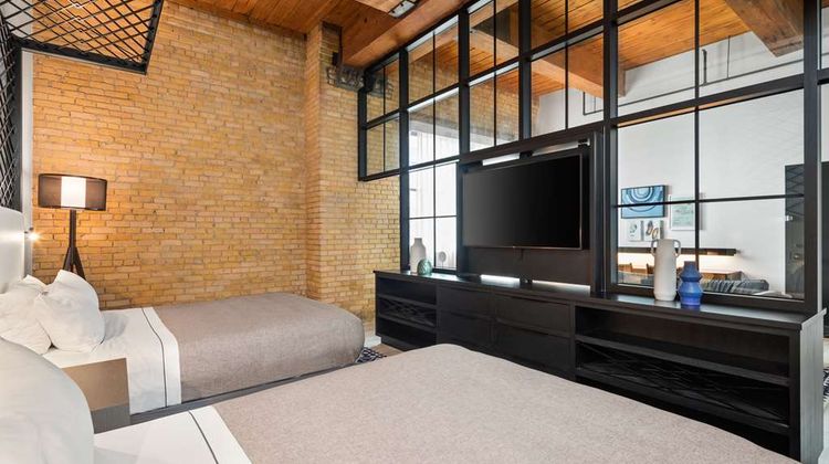 Canopy by Hilton Mill District Room