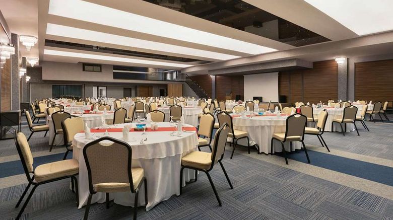<b>Ramada by Wyndham Tire Ballroom</b>. Images powered by <a href="https://iceportal.shijigroup.com/" title="IcePortal" target="_blank">IcePortal</a>.