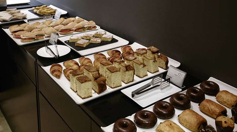 <b>Carris Cardenal Quevedo Hotel Restaurant</b>. Images powered by <a href="https://iceportal.shijigroup.com/" title="IcePortal" target="_blank">IcePortal</a>.