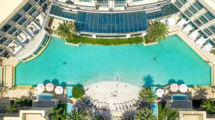 Palazzo Versace Pool