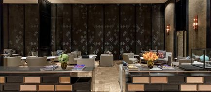 Hyatt Regency Bangkok Sukhumvit Lobby