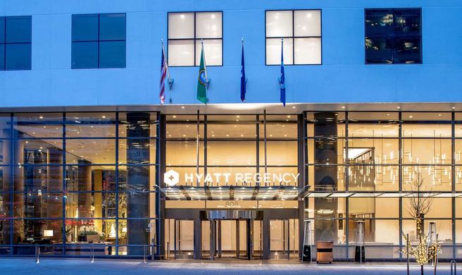 Hyatt Regency Seattle Exterior