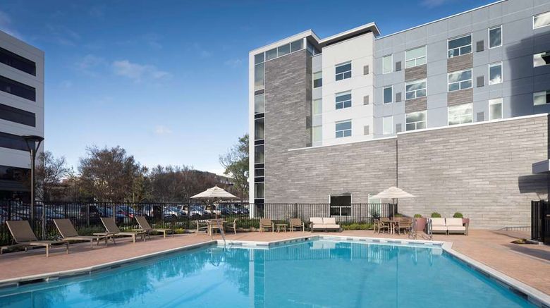 <b>Hyatt House San Jose Airport Pool</b>. Images powered by <a href="https://iceportal.shijigroup.com/" title="IcePortal" target="_blank">IcePortal</a>.