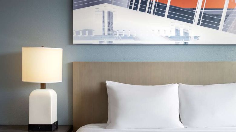 <b>Hyatt House San Jose Airport Room</b>. Images powered by <a href="https://iceportal.shijigroup.com/" title="IcePortal" target="_blank">IcePortal</a>.