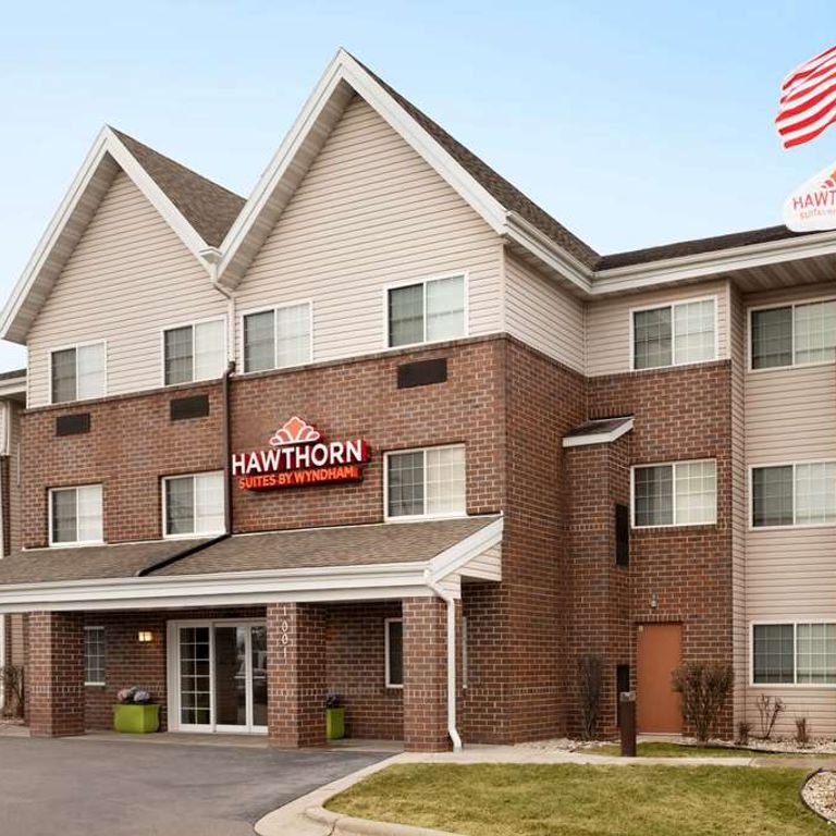 Hawthorn Extended Stay Oak Creek