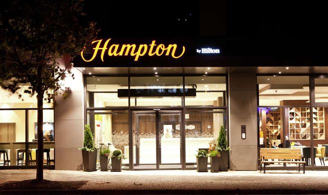Hampton by Hilton Berlin City East Side Exterior