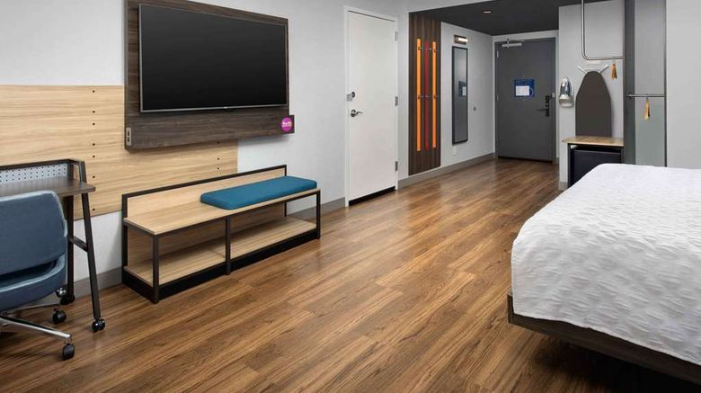 <b>Tru By Hilton Nashville Downtown ConvCtr Room</b>. Images powered by <a href="https://iceportal.shijigroup.com/" title="IcePortal" target="_blank">IcePortal</a>.