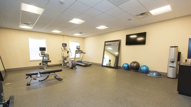 Hampton Inn Mustang Health