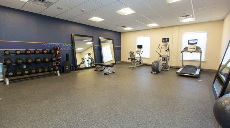 Hampton Inn Mustang Health