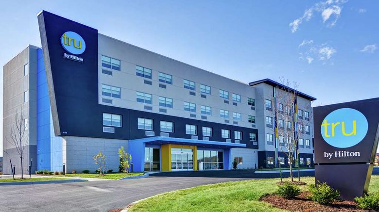 Tru by Hilton Louisville South Exterior. Images powered by <a href="https://iceportal.shijigroup.com" target="_blank" rel="noopener">Ice Portal</a>.