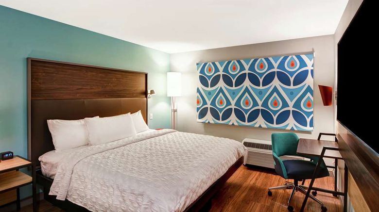 <b>Tru by Hilton Louisville South Room</b>. Images powered by <a href="https://iceportal.shijigroup.com/" title="IcePortal" target="_blank">IcePortal</a>.