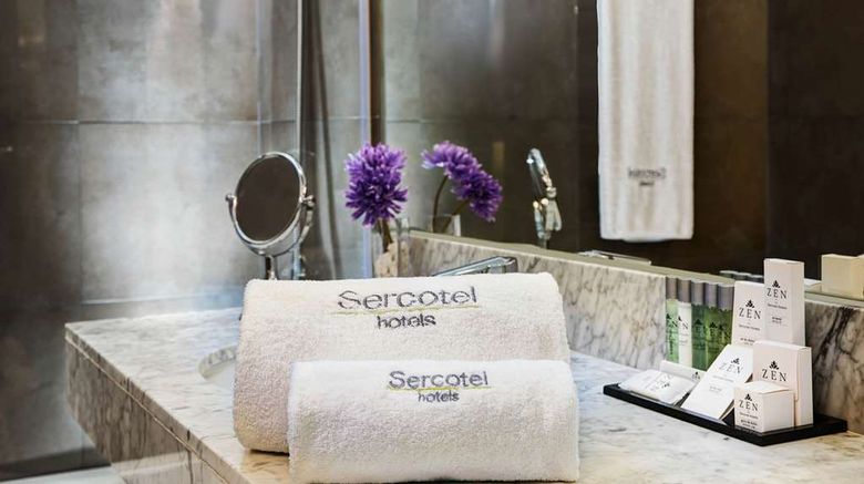 <b>Sercotel Amister Art Hotel Barcelona Room</b>. Images powered by <a href="https://iceportal.shijigroup.com/" title="IcePortal" target="_blank">IcePortal</a>.