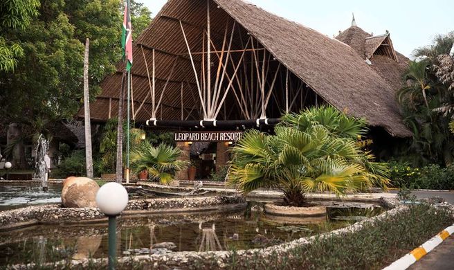 Leopard Beach Resort and Spa Exterior