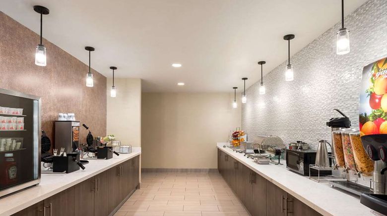 <b>La Quinta Inn & Suites Clovis Other</b>. Images powered by <a href="https://iceportal.shijigroup.com/" title="IcePortal" target="_blank">IcePortal</a>.